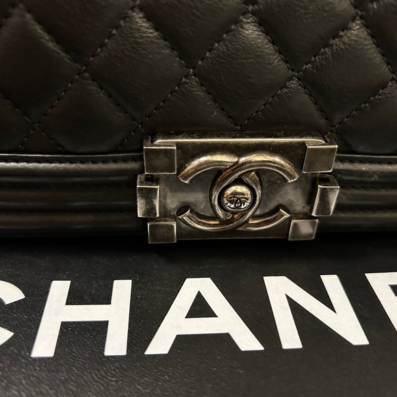 Black Chanel Boy Bag (Old Medium Size) - Picture 14 of 15